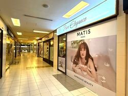 The Adelphi (D6), Retail #561767841